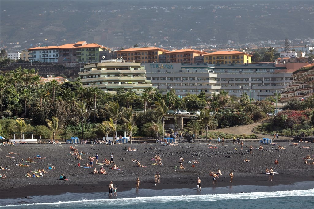 Alua Tenerife
