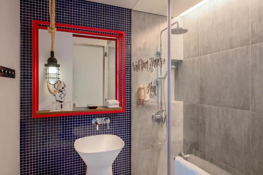 Hampton By Hilton Dubai Al Seef