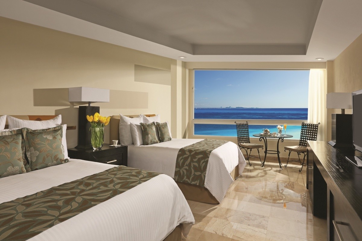 Dreams Sands Cancun Resort & Spa