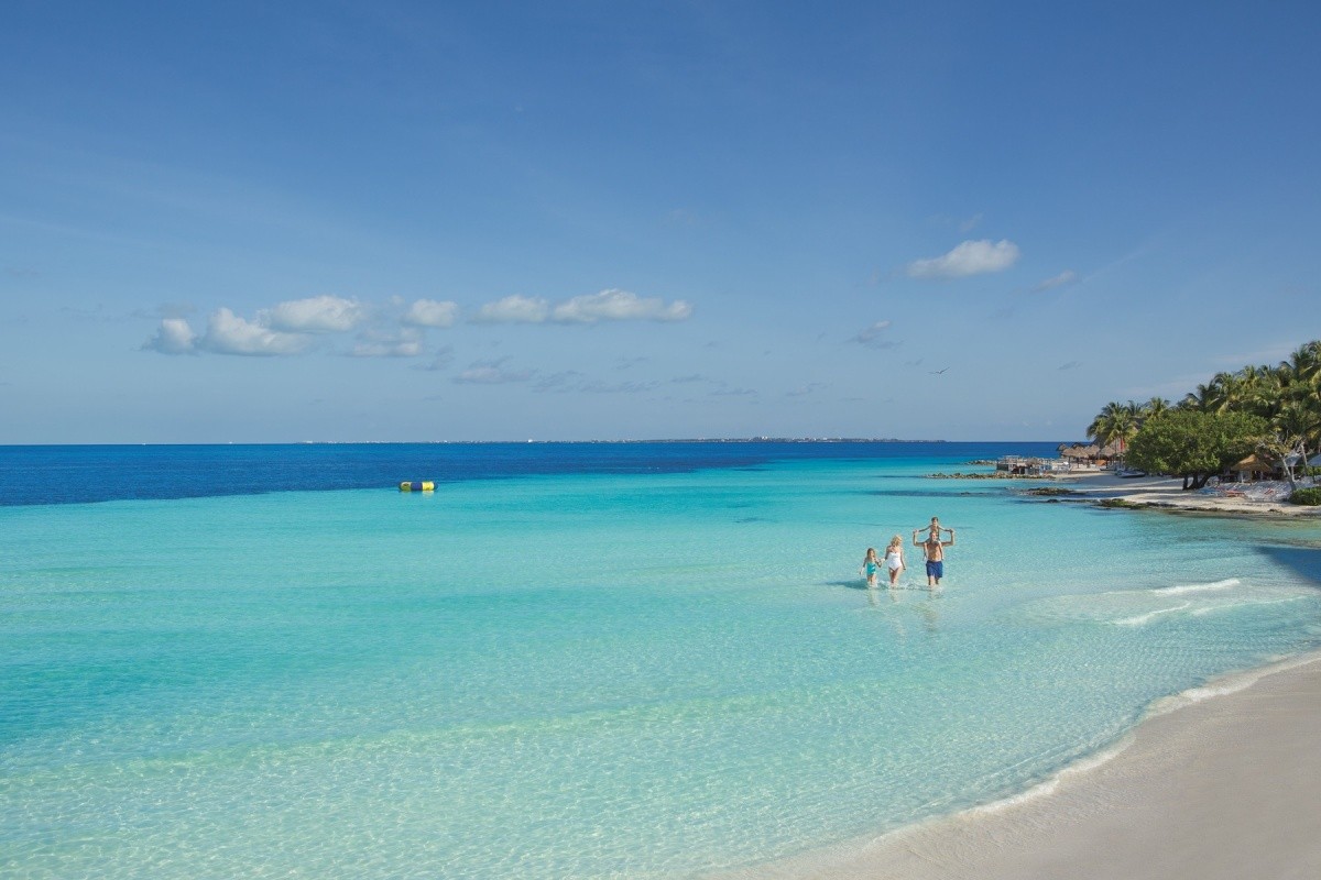 Dreams Sands Cancun Resort & Spa