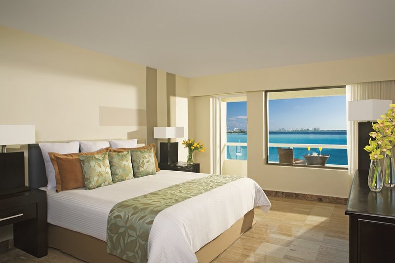 Dreams Sands Cancun Resort & Spa