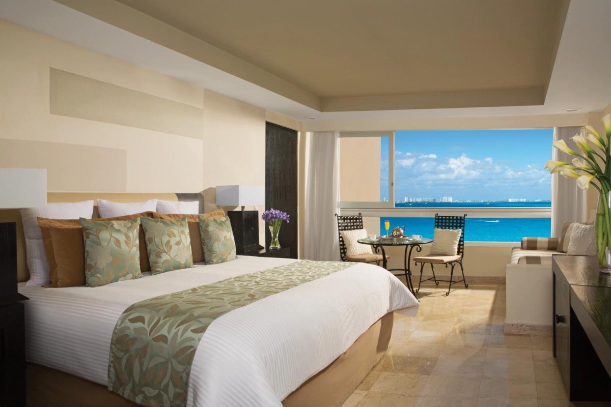 Dreams Sands Cancun Resort & Spa