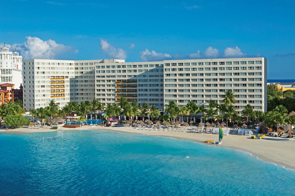 Dreams Sands Cancun Resort & Spa