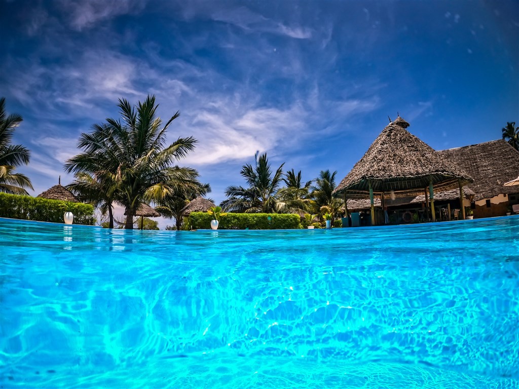 White Paradise Zanzibar