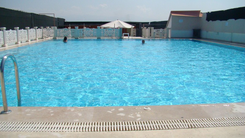 Side Yesiloz