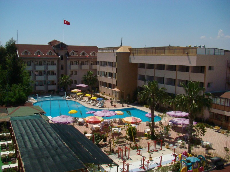 Side Yesiloz