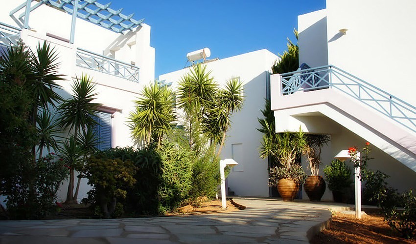 Cybele Apartments