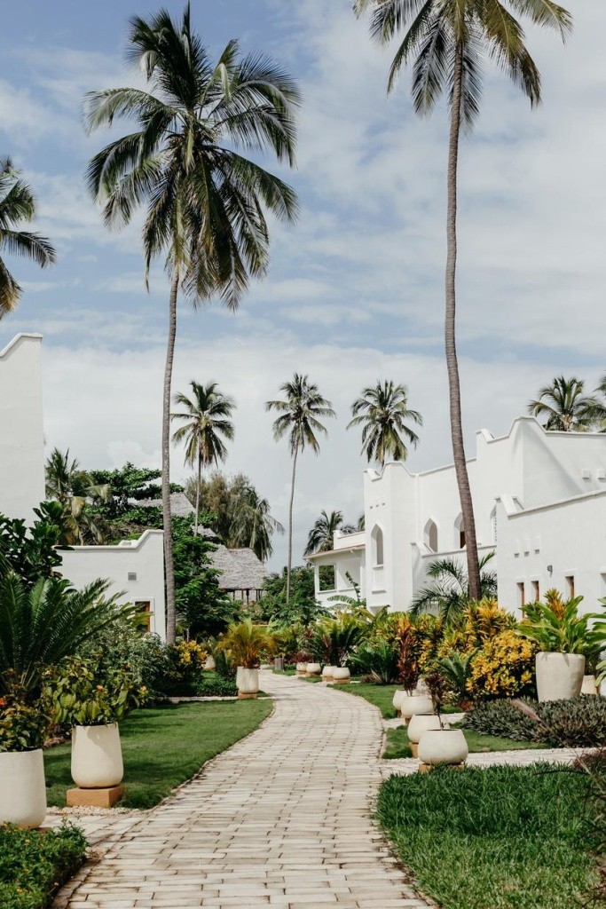 Lux* Marijani Beach Resort & Spa
