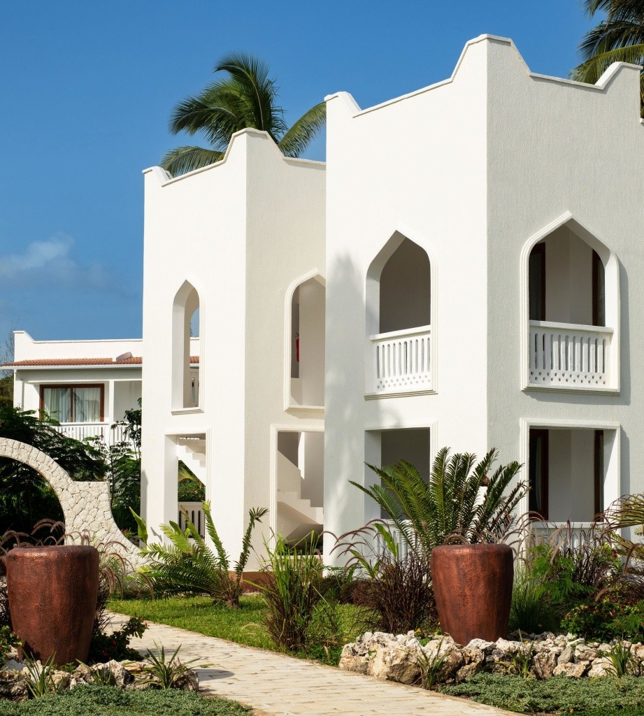 Lux* Marijani Beach Resort & Spa