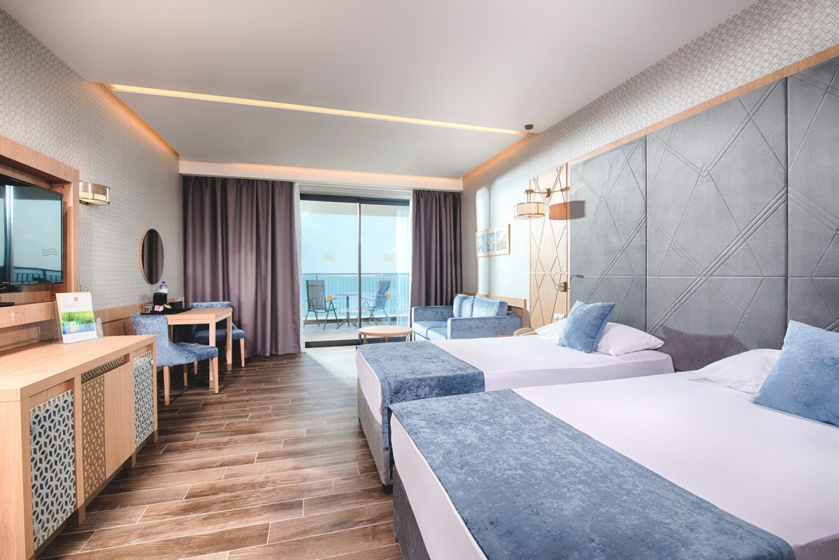 Secrets Sunny Beach Resort & Spa (Ex. Riu Palace Sunny Beach)