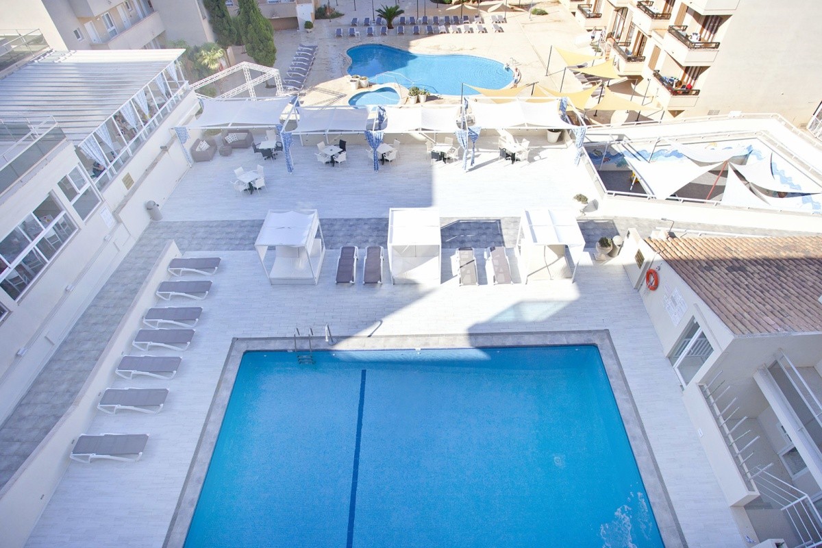 Bj Playamar & Apartments