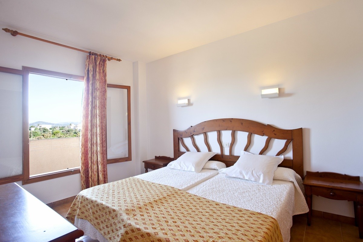 Bj Playamar & Apartments