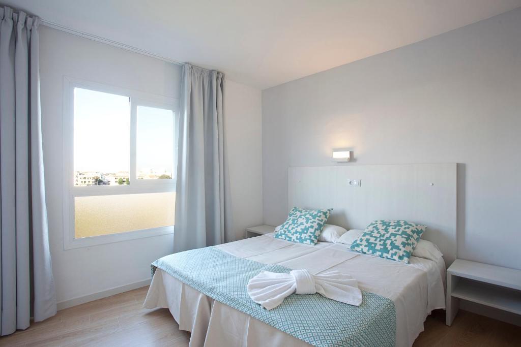 Bj Playamar & Apartments