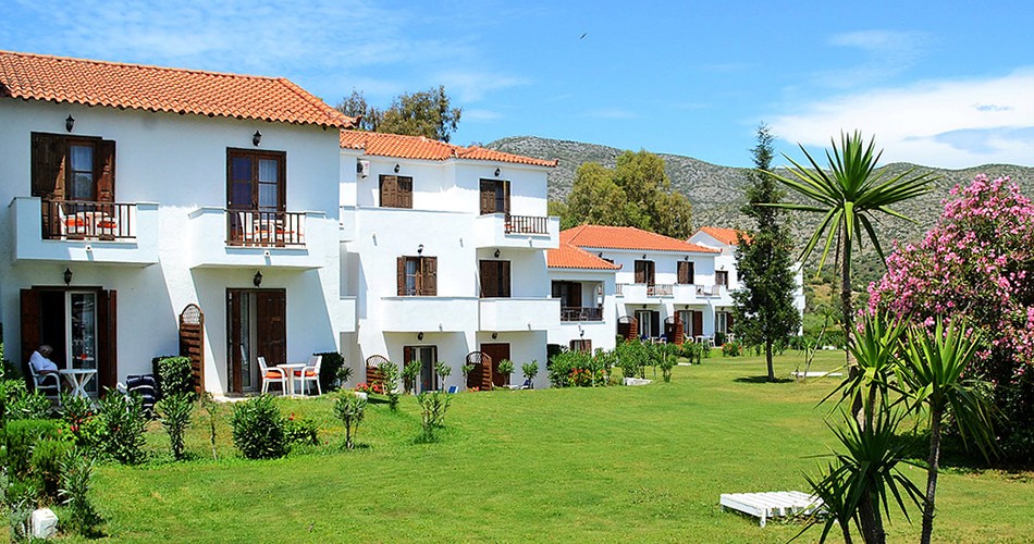 Sirenes Beach