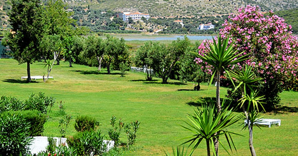 Sirenes Beach