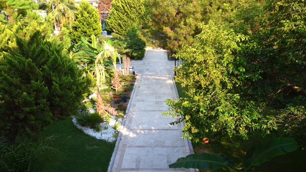 Flora Garden Ephesus