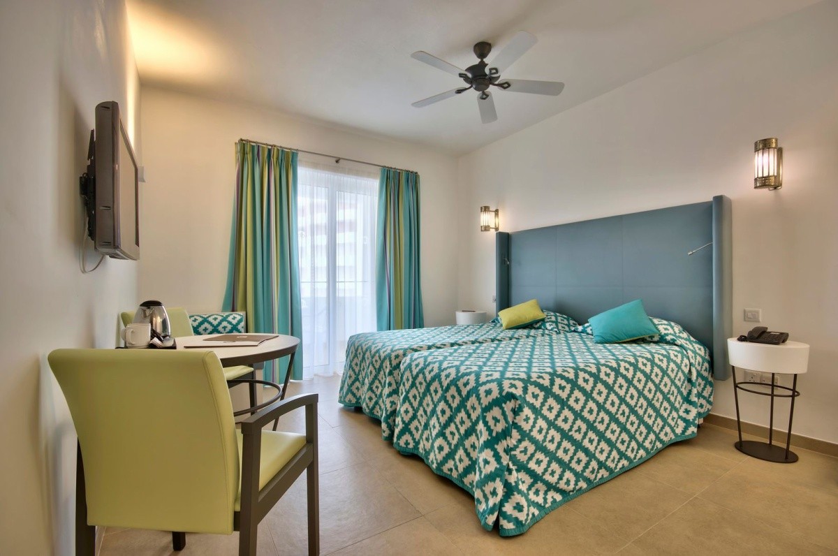 Db San Antonio & Spa