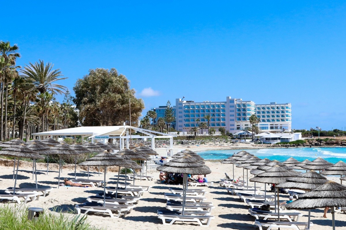 Nissiblu Beach Resort