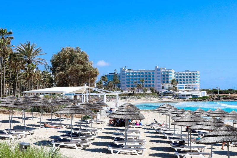 Nissiblu Beach Resort