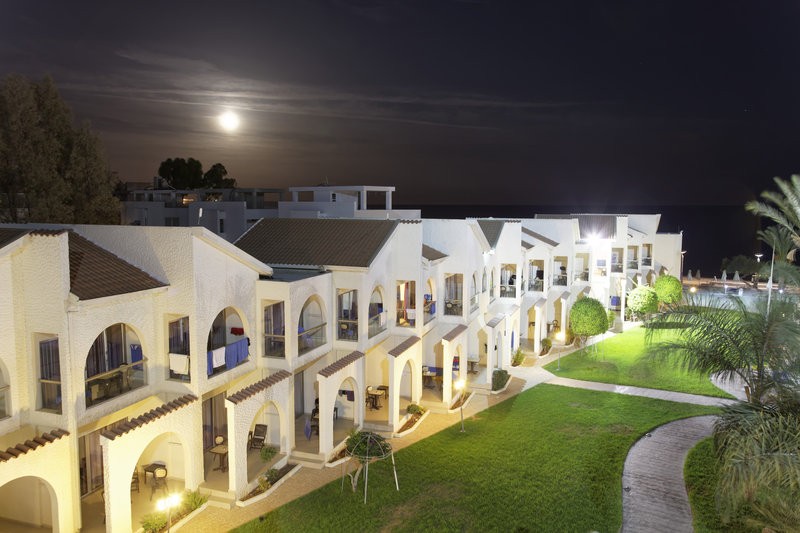 Radisson Beach Resort Larnaca (Ex. Princess Beach)