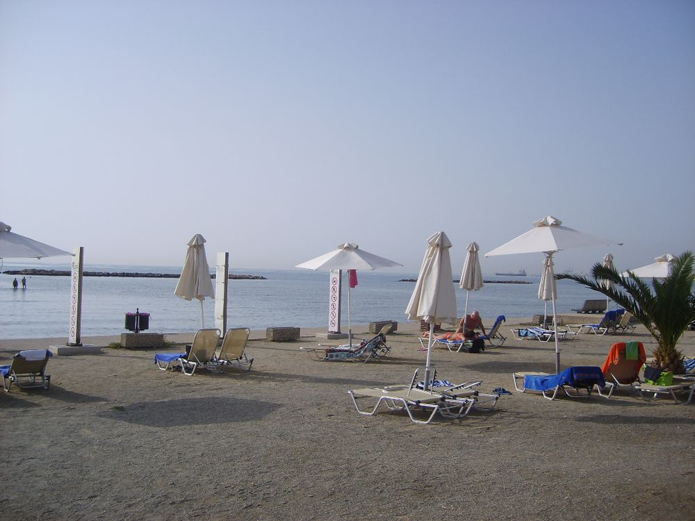 Radisson Beach Resort Larnaca (Ex. Princess Beach)