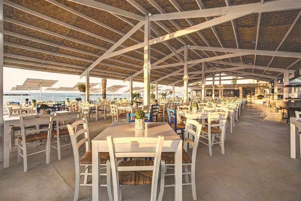 Radisson Beach Resort Larnaca (Ex. Princess Beach)