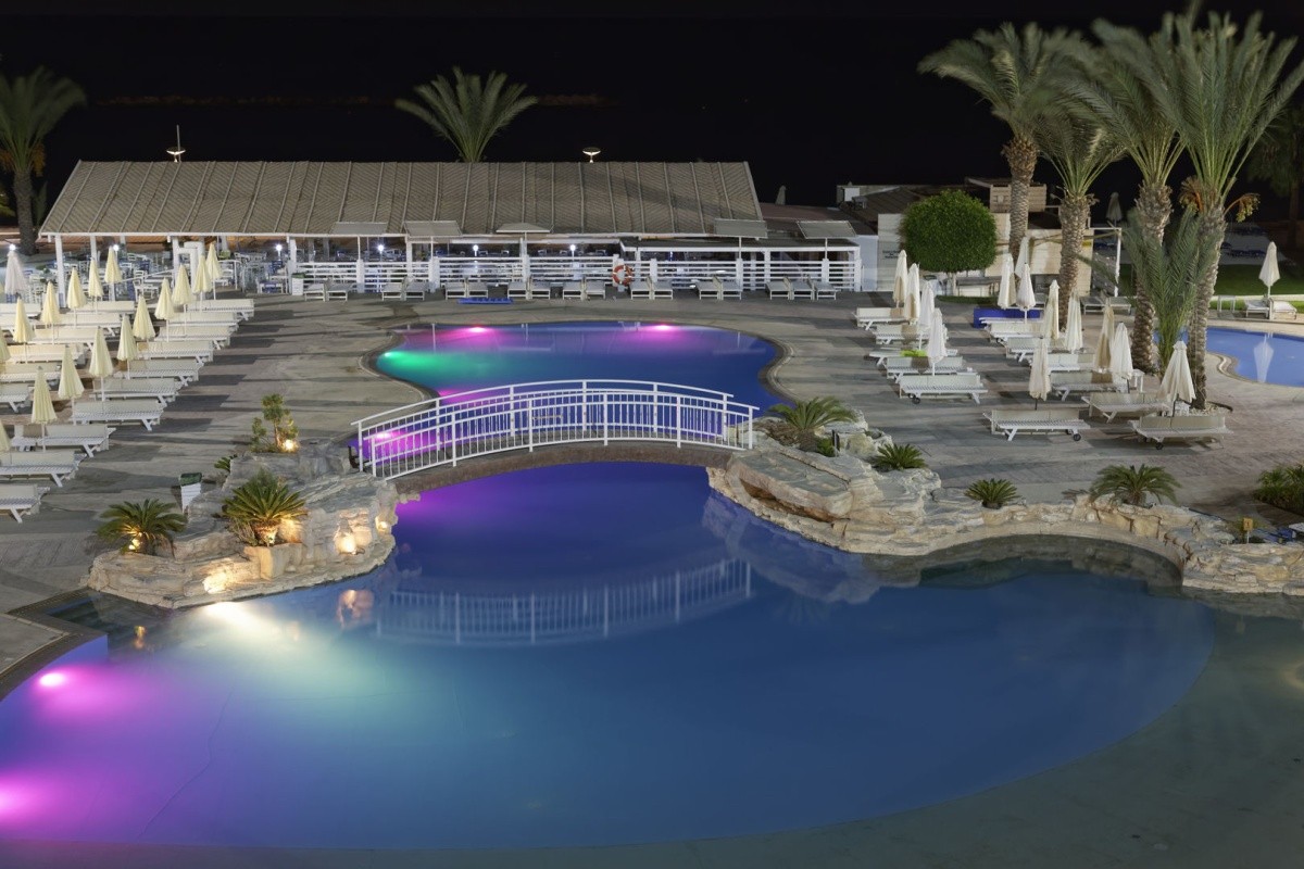Radisson Beach Resort Larnaca (Ex. Princess Beach)