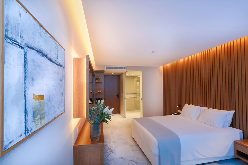 Radisson Beach Resort Larnaca (Ex. Princess Beach)
