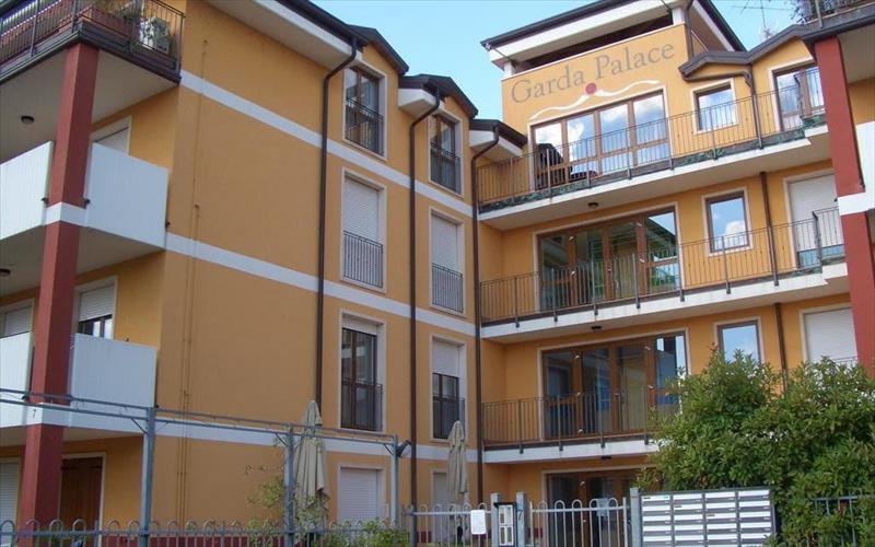 Garda Palace