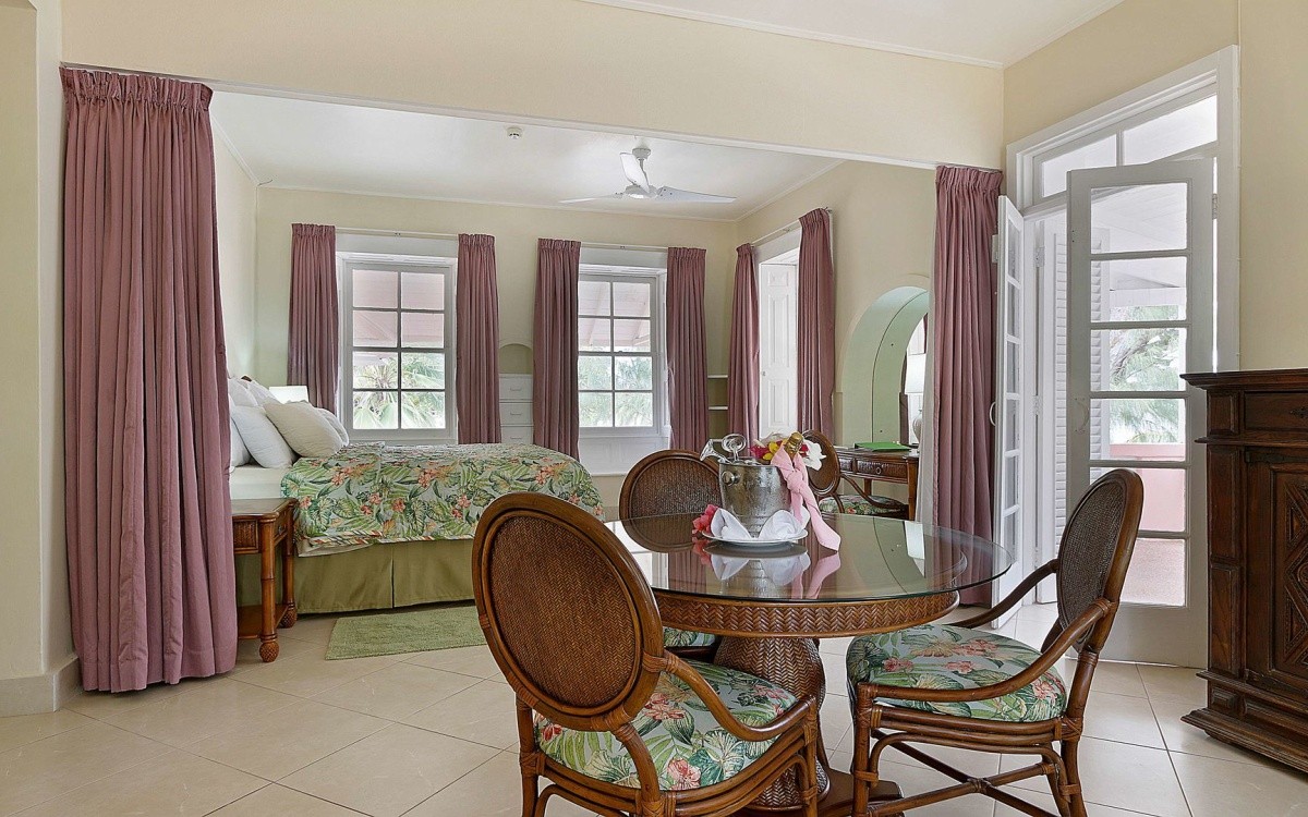 Southern Palms Beach Resort (Oistins)