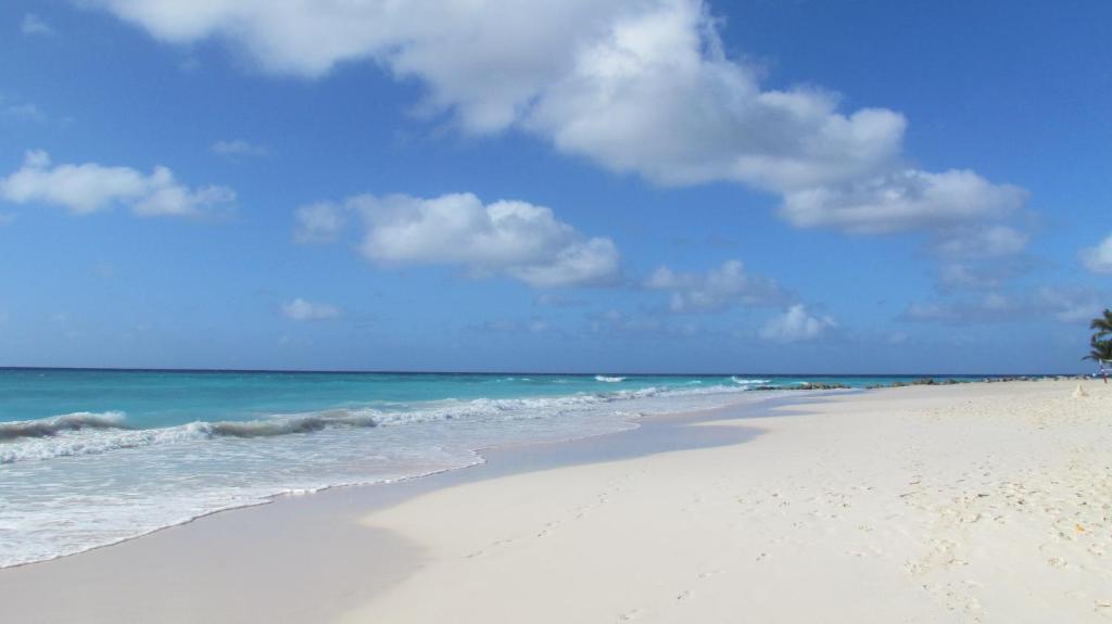 Southern Palms Beach Resort (Oistins)