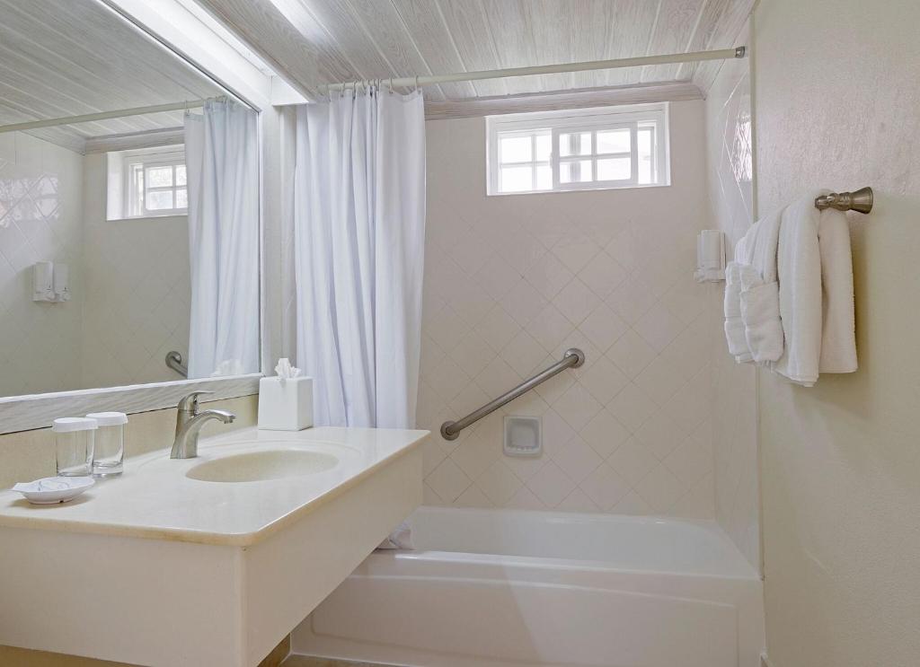 Southern Palms Beach Resort (Oistins)