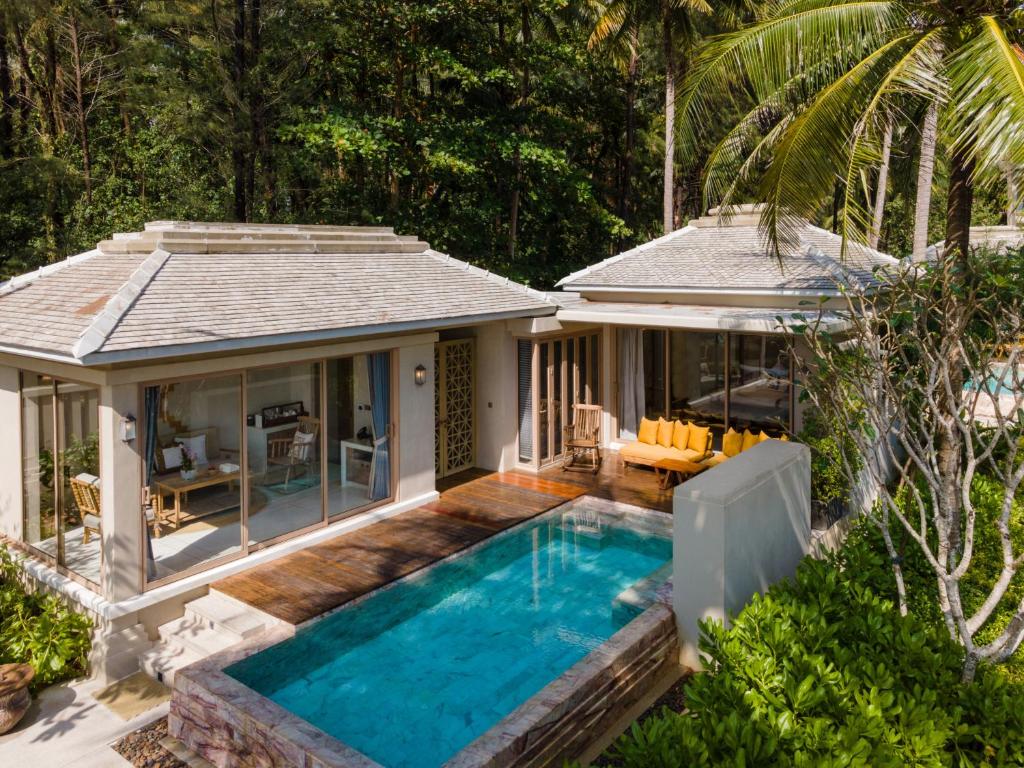 Devasom Beach Resort & Villas