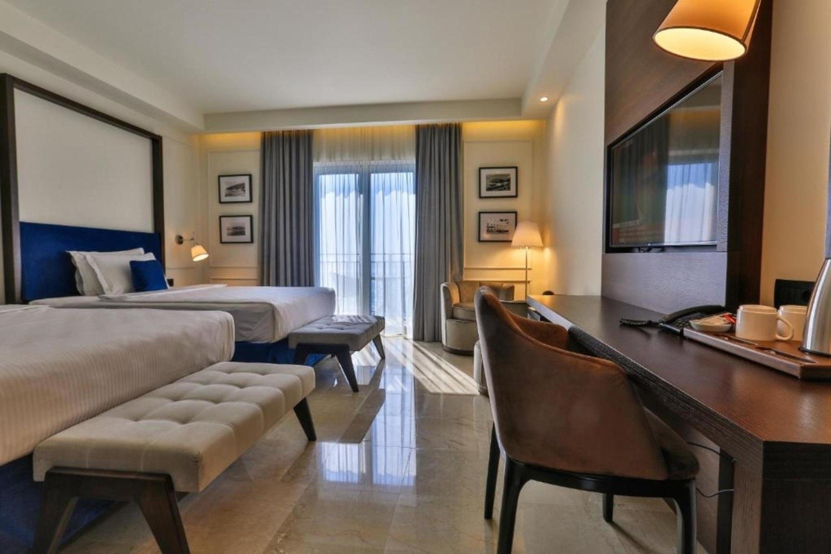 Hotel California By Aycon