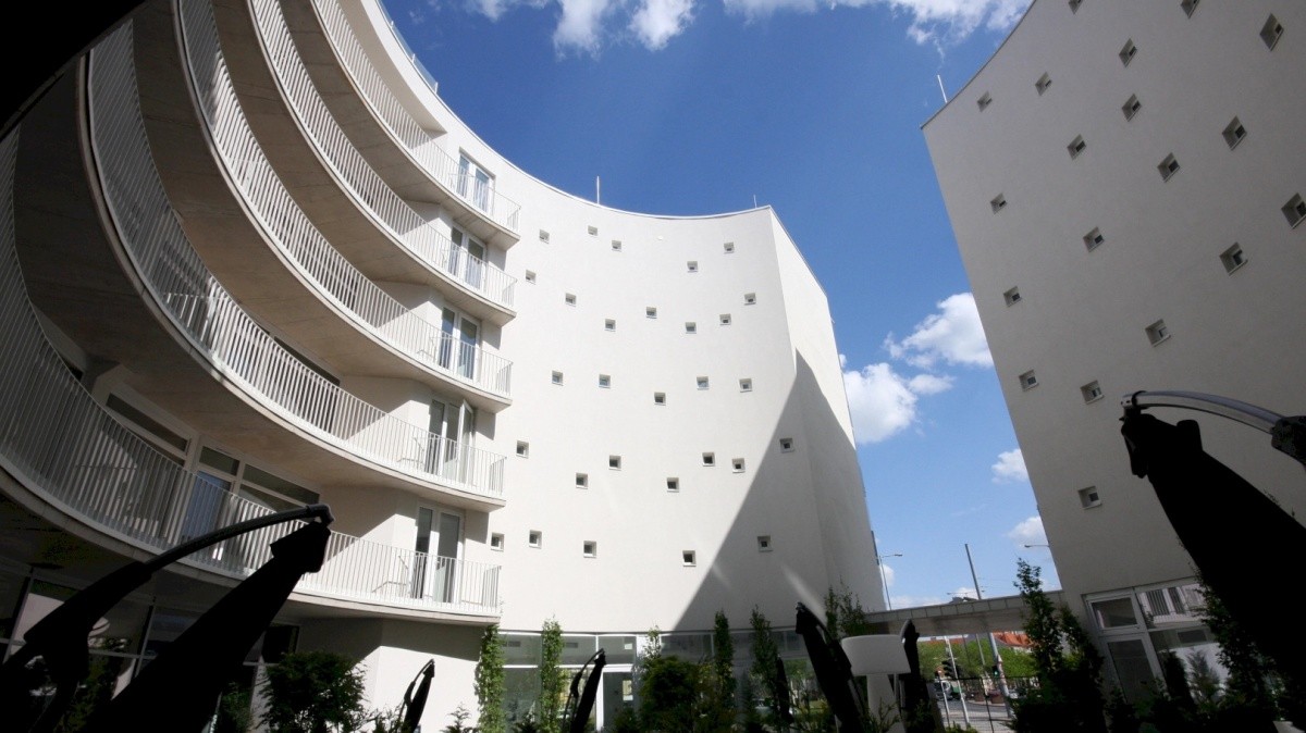 Párizs Garden Apartments