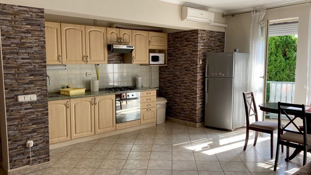 Kristály Apartman