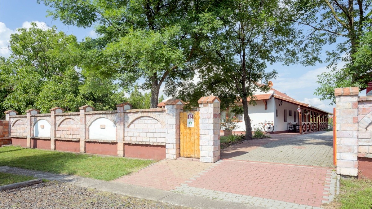 Penzion Tornácos (Sarud)