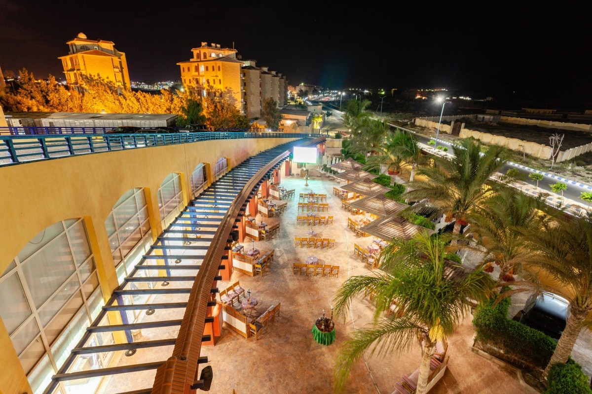 Carols Beau Rivage
