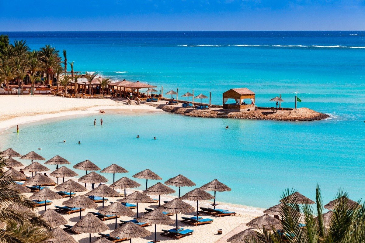 Carols Beau Rivage
