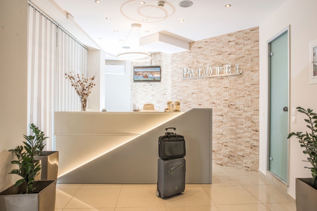 Palotel Luxury