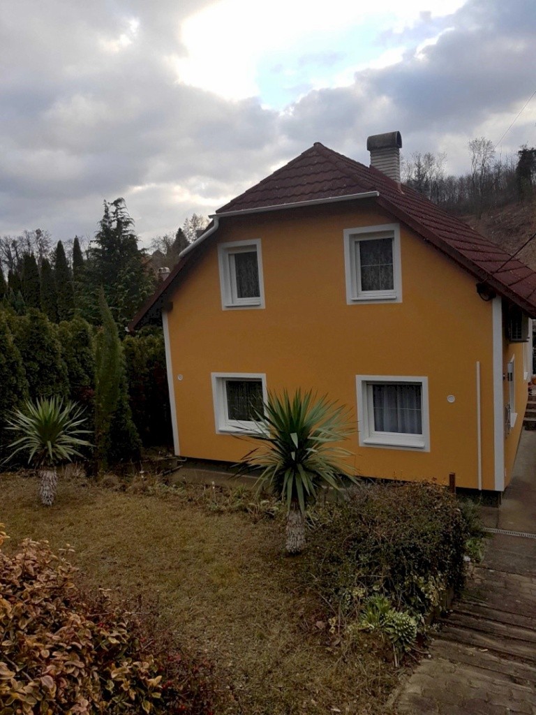 Hanna-Bella Apartman