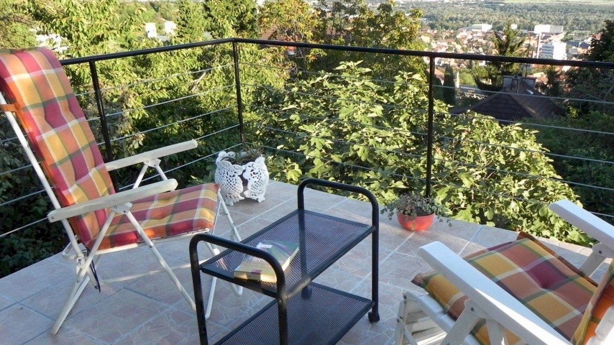 Tulipán Panoráma Apartman
