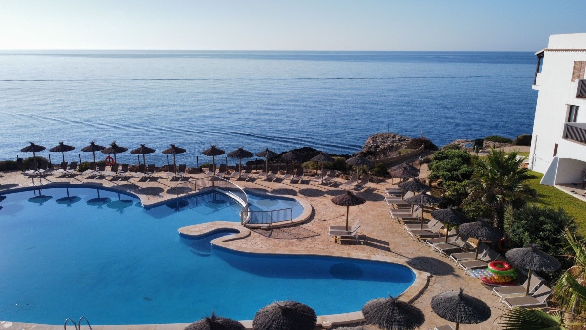 Alua Suites Las Rocas (Ex. Roc Las Rocas Aparthotel)