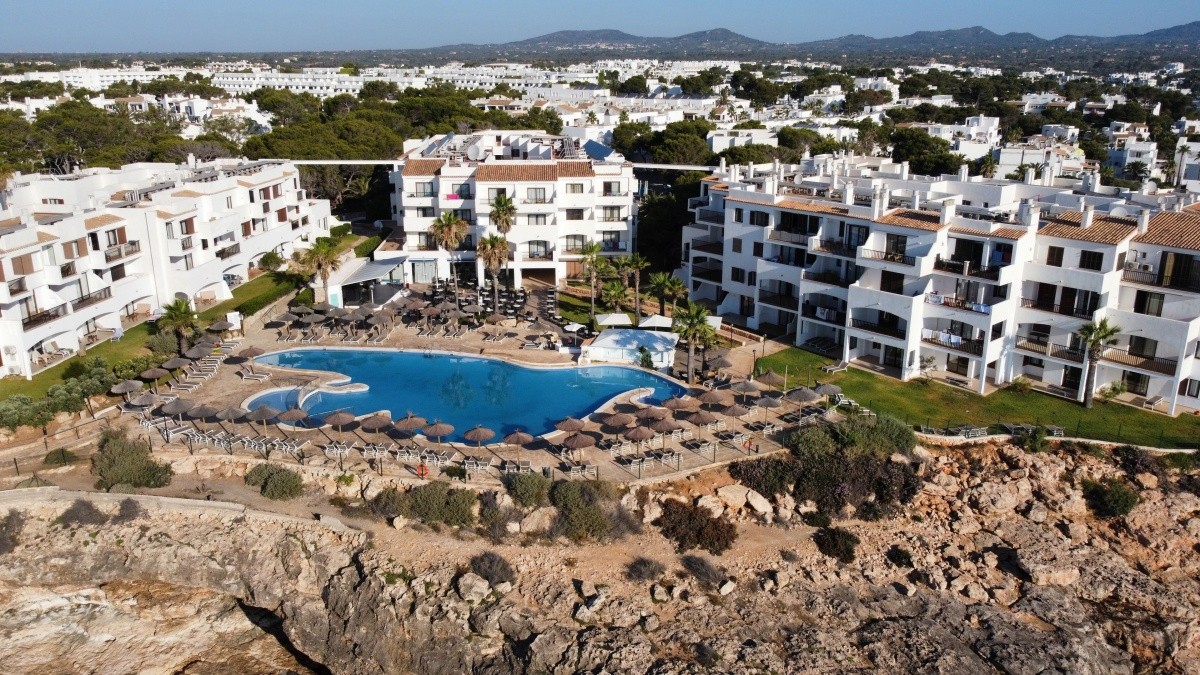 Alua Suites Las Rocas (Ex. Roc Las Rocas Aparthotel)