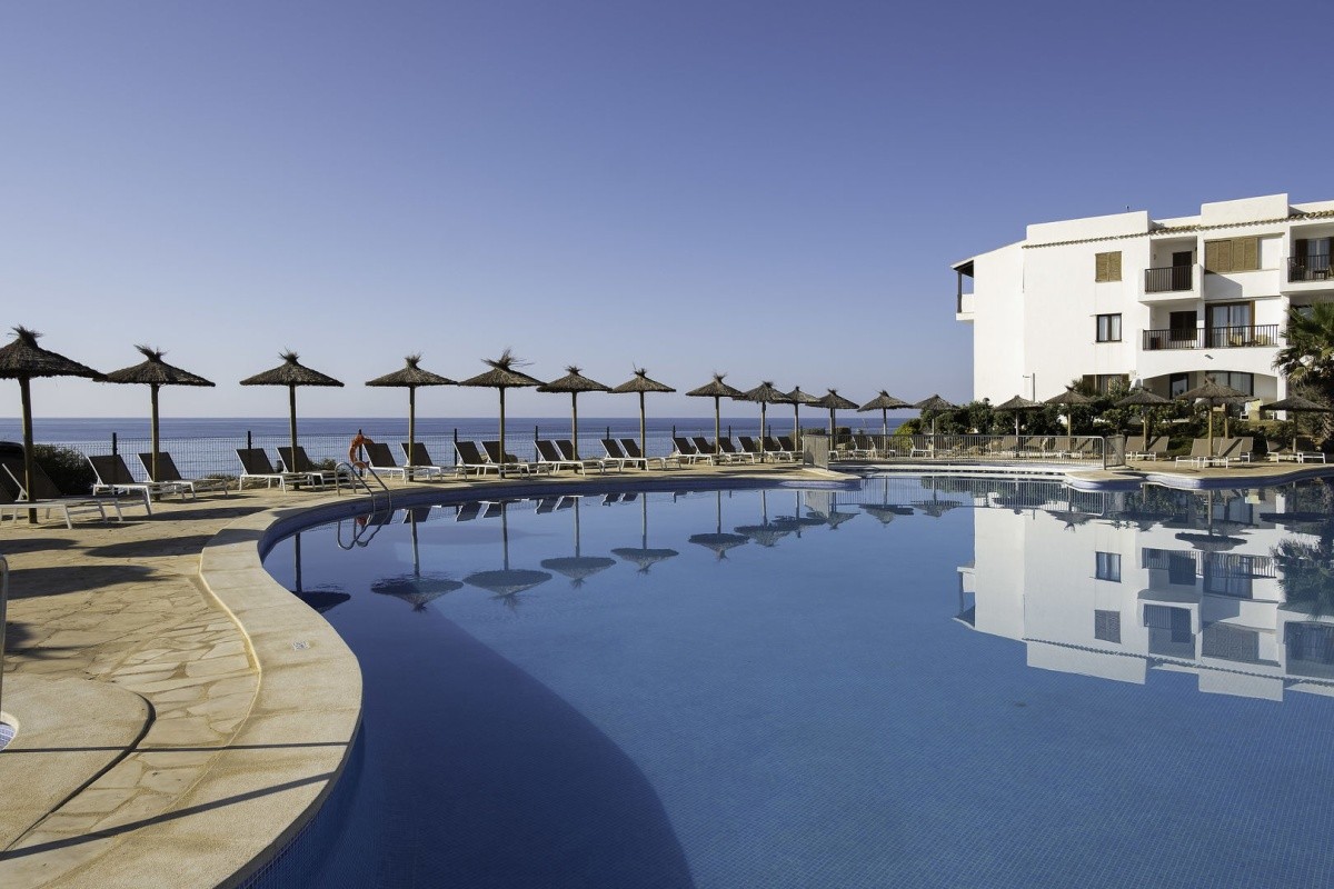 Alua Suites Las Rocas (Ex. Roc Las Rocas Aparthotel)