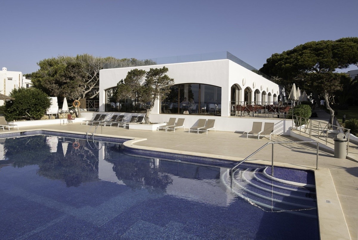 Alua Suites Las Rocas (Ex. Roc Las Rocas Aparthotel)