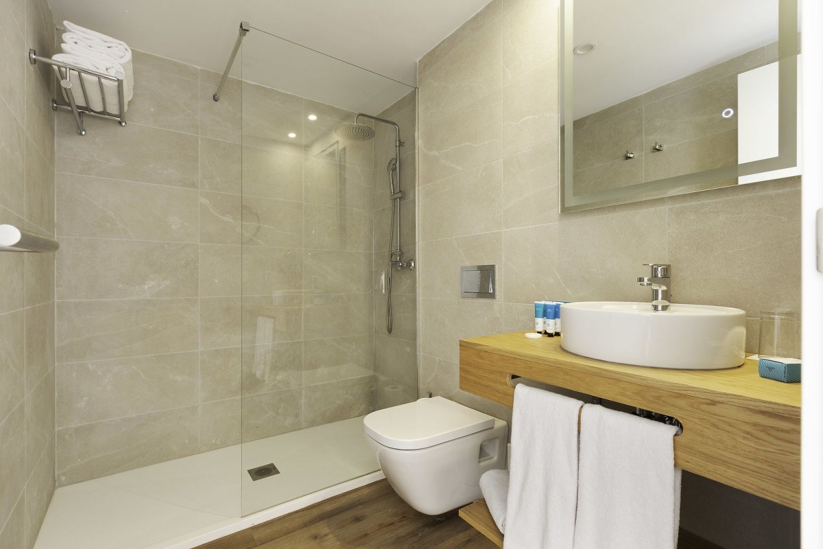 Alua Suites Las Rocas (Ex. Roc Las Rocas Aparthotel)