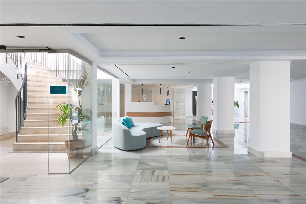 Alua Suites Las Rocas (Ex. Roc Las Rocas Aparthotel)