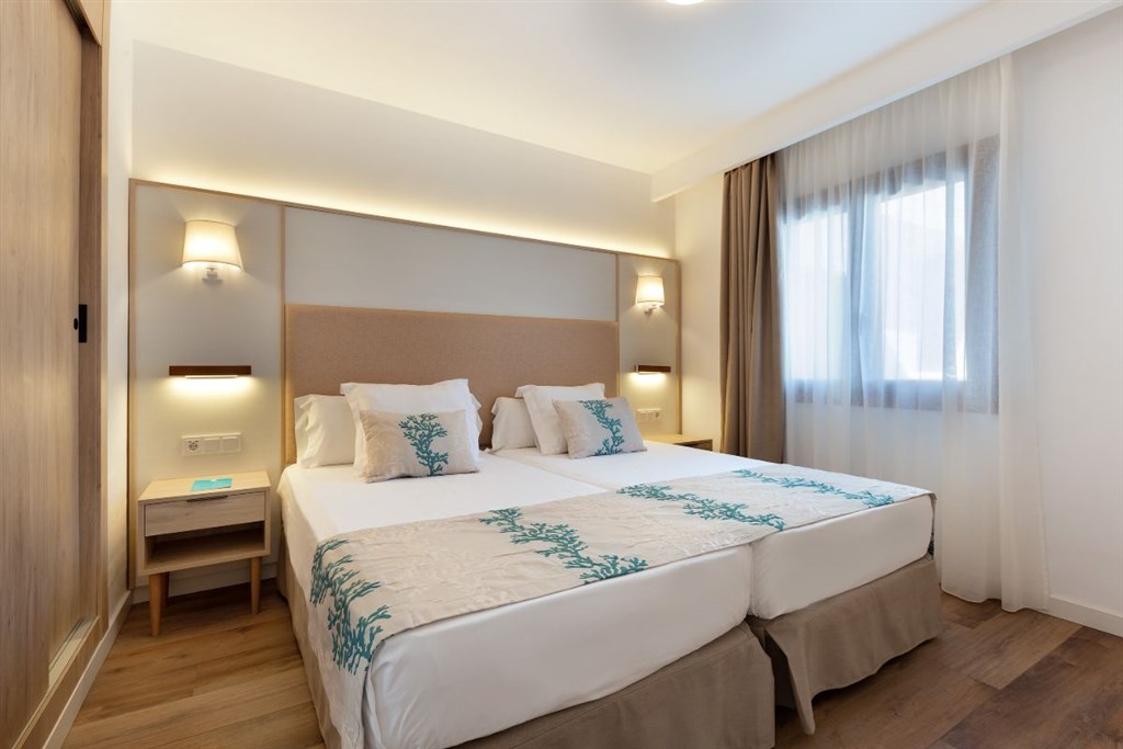 Alua Suites Las Rocas (Ex. Roc Las Rocas Aparthotel)