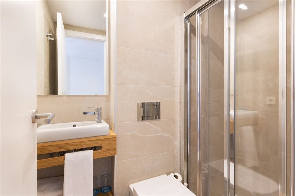 Alua Suites Las Rocas (Ex. Roc Las Rocas Aparthotel)